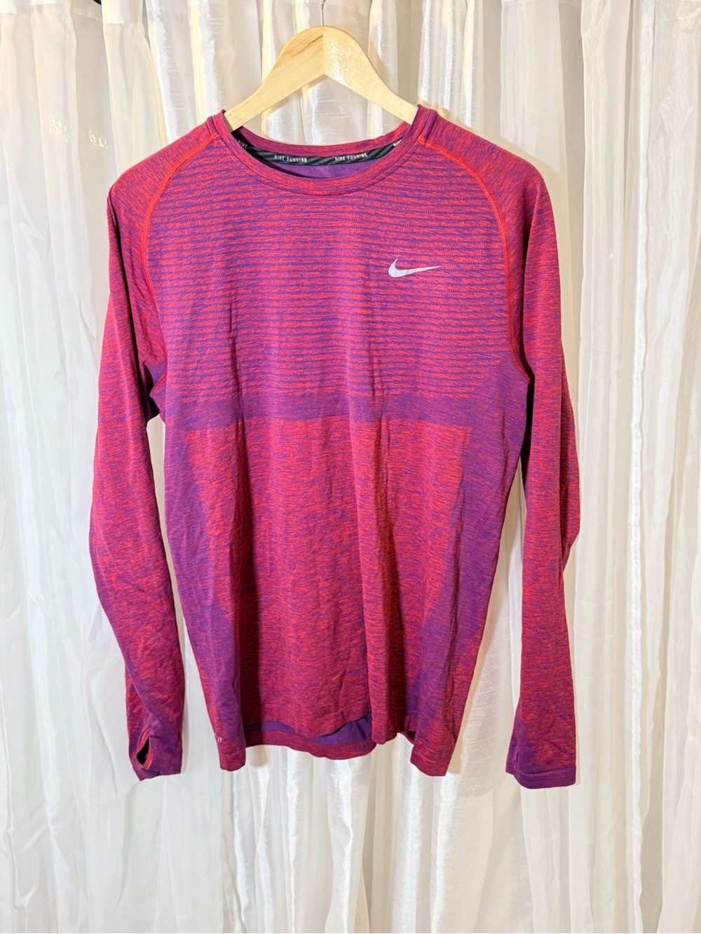 Nike Men’s Crewneck Long-Sleeve Top in Maroon and Purple Heather